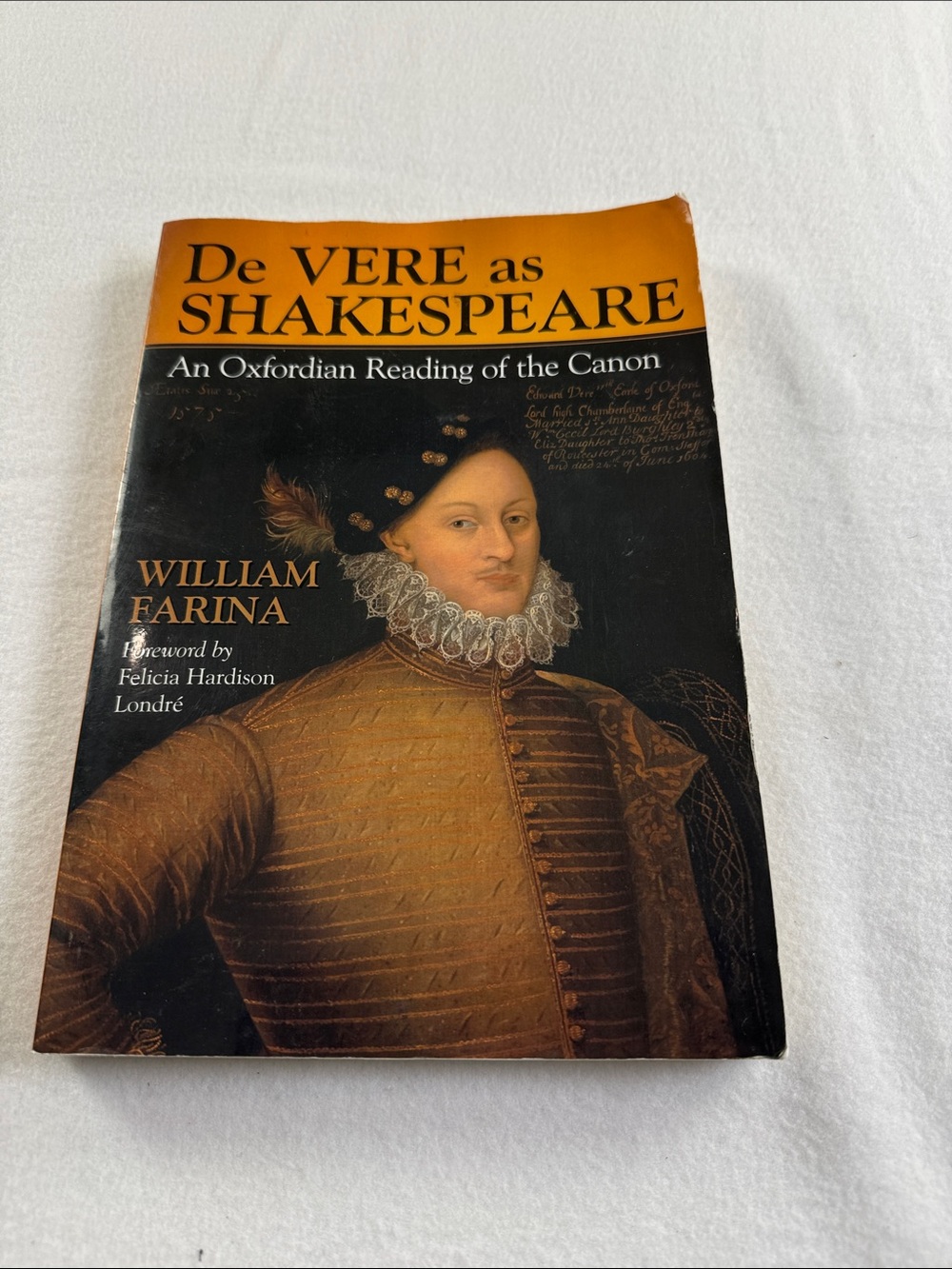 De Vere as Shakespeare by William Farina - Black & Gold Cover
